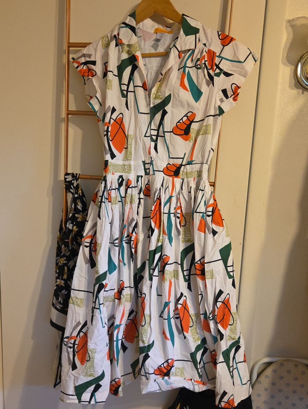 Bernie Dexter Abstract Print Button-Front Kelly Dress in White & Orange